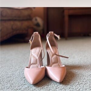 Stylish Tan Pointed Block Heels